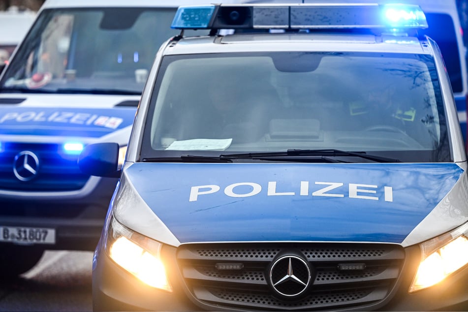 Die Polizei fahndet noch nach den Tätern. (Symbolbild)