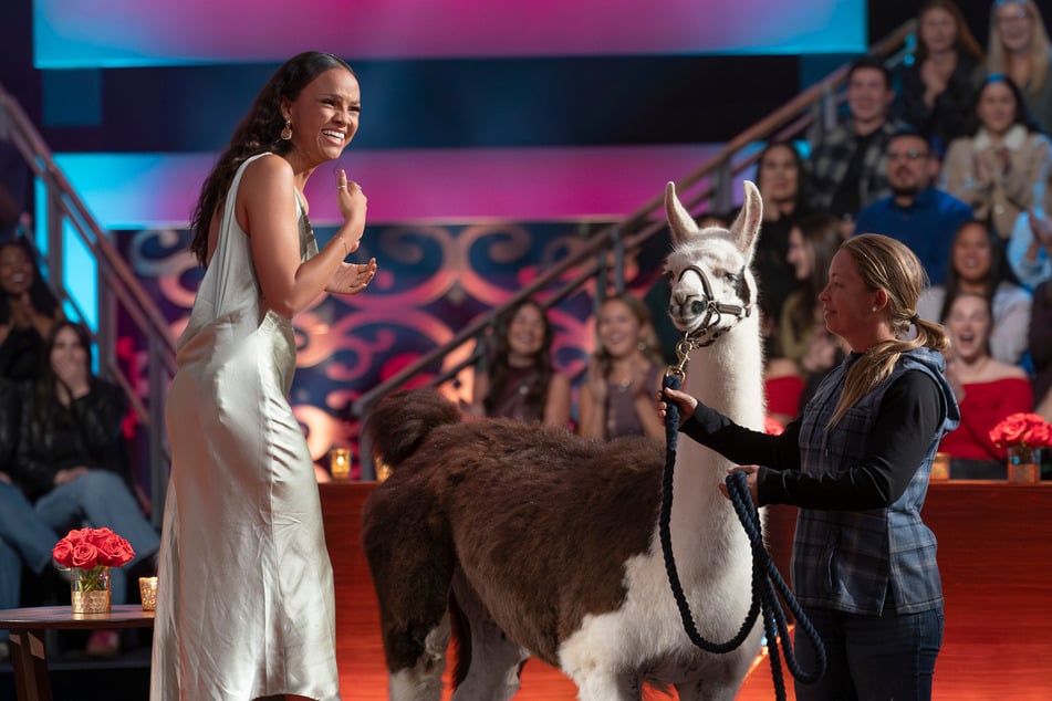 Farm girl Alexe was surprised with her llama, Linda, during the Women Tell All.