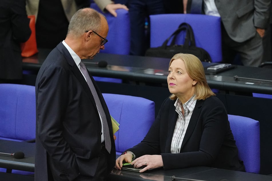 Kanzler Friedrich Merz (70, CDU) hat die Duisburgerin bereits gebeten, sie aus ihrem Amt als Arbeits- und Sozialministerin zu entlassen. (Archivfoto)