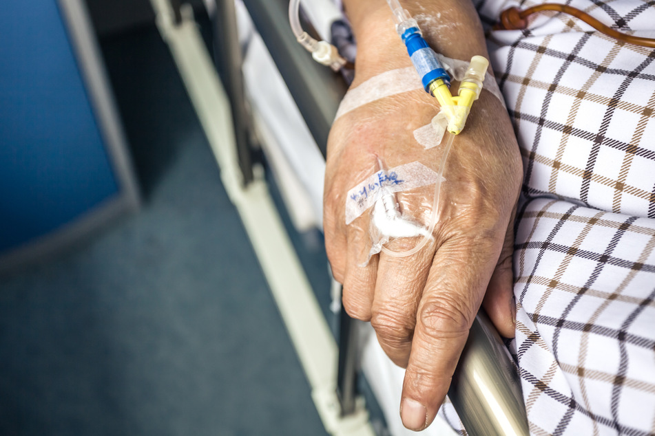 Die Polizei bittet um Hinweise zu einer unbekannten Patientin in einem Bonner Krankenhaus. (Symbolbild)