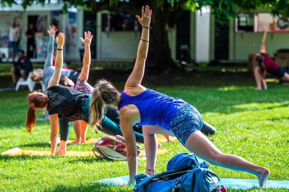 "Sporty Yoga" nannte sich ein Programm im Stadthallenpark.