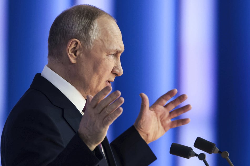 Ob Wladimir Putin (70) von der deutschen Zeitenwende bisher beeindruckt ist? Zumindest zeigen die Sanktionen Wirkung und auch der russische Vormarsch in der Ukraine gerät immer mehr ins Stocken.