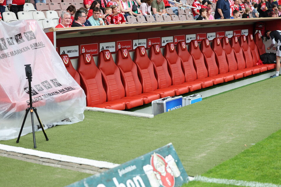 Nicht nur um Platz auf den neuen Wechselsitzen zu schaffen, sollen noch Spieler gehen.