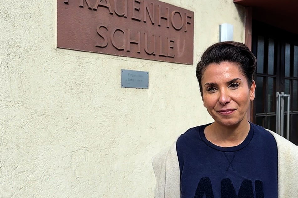 Frankfurt: Zentimeter-Irrsinn in Grundschule beendet: Darum muss Wachdienst Treppe nicht mehr bewachen