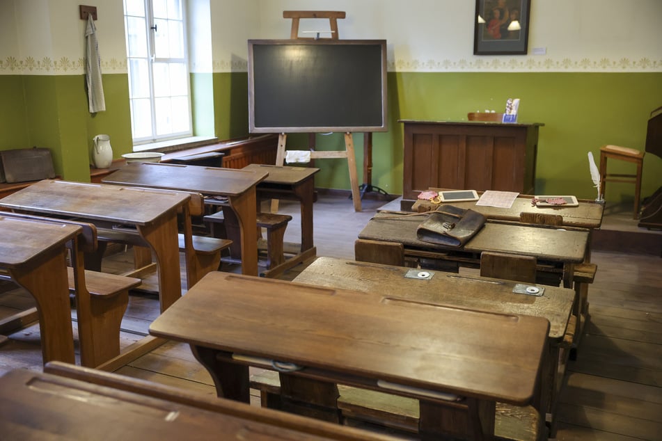Blick in ein Klassenzimmer aus der Kaiserzeit. Seit 25 Jahren gewährt das Schulmuseum in Leipzig inzwischen Einblicke wie diesen. Jährlich besuchen es rund 25.000 Menschen.