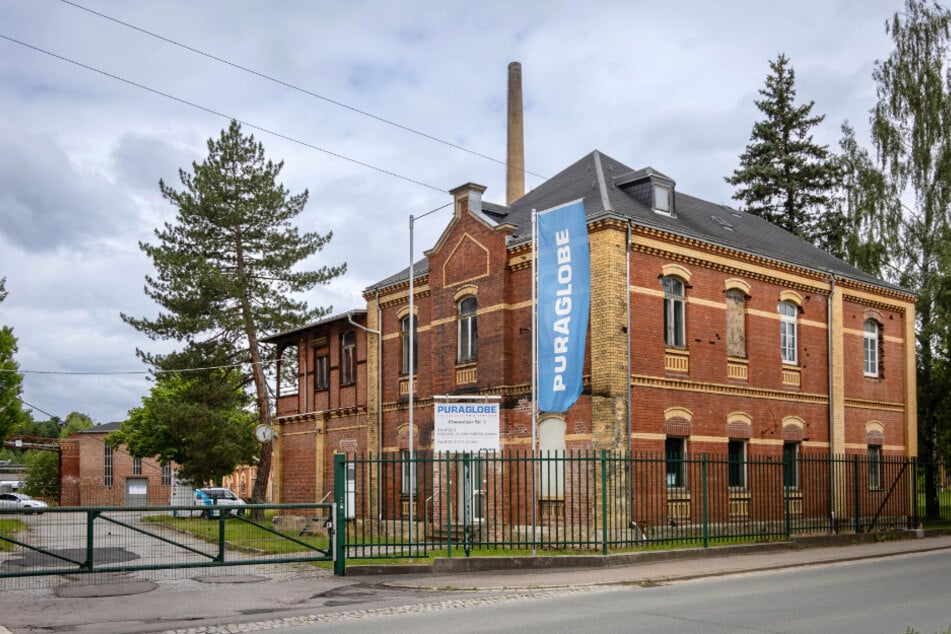 Anwohner beschweren sich über Geruchsbelästigung rund um die Mineralölraffinerie Baufeld/Puraglobe in Klaffenbach.