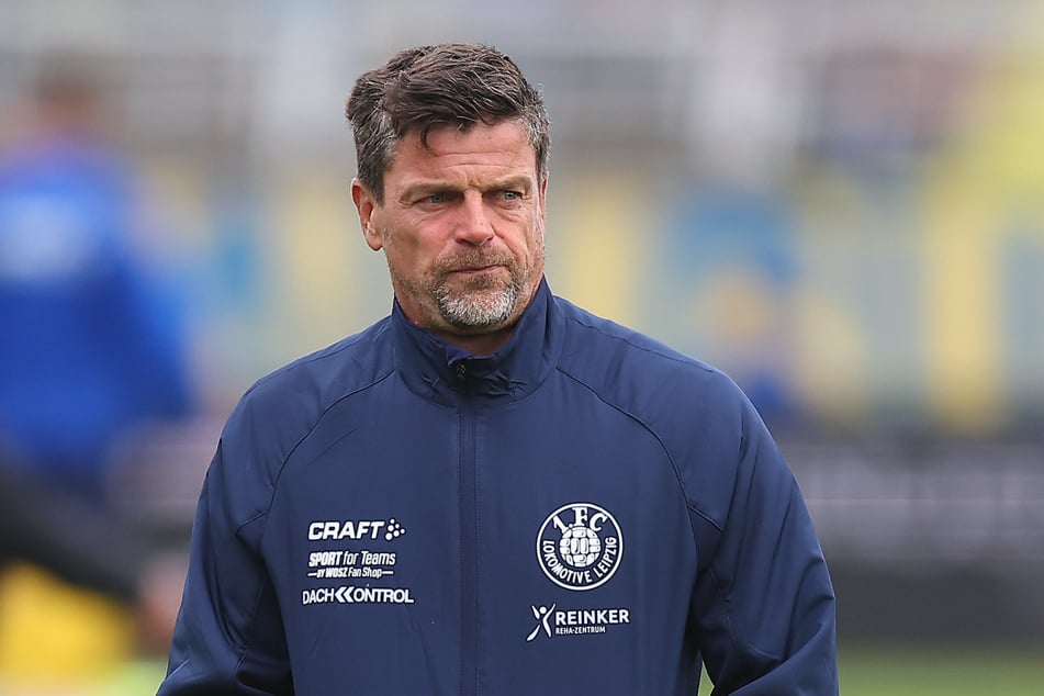 Lok Leipzigs Trainer Torsten Ziegner (48) bekommt momentan viel Kritik ab. Wie fest sitzt er wirklich noch im Sattel?