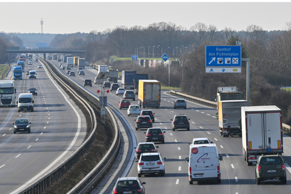 Wegen Mega-Streik am Montag: Experten rechnen nicht mit Verkehrskollaps durch Lkws