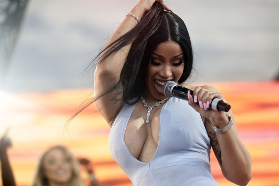 Cardi B just dropped her fiery new single Outside, and fans are living for it!