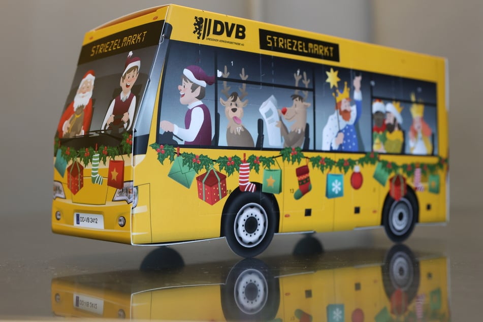 Der DVB-Bus verspricht an jeder "Haltestelle" ein Stück Schokolade.