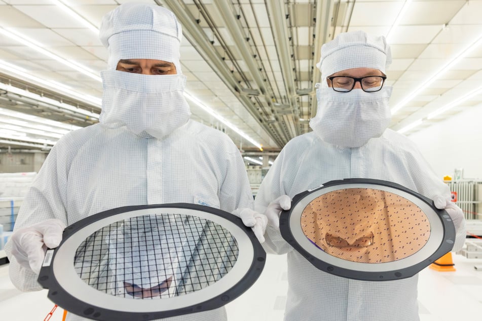 Das hohe Lohnniveau in Dresden wird nicht nur von der Halbleiterindustrie definiert. Ausschlaggebend sind auch die Jobs in Behörden und an der Uni.
