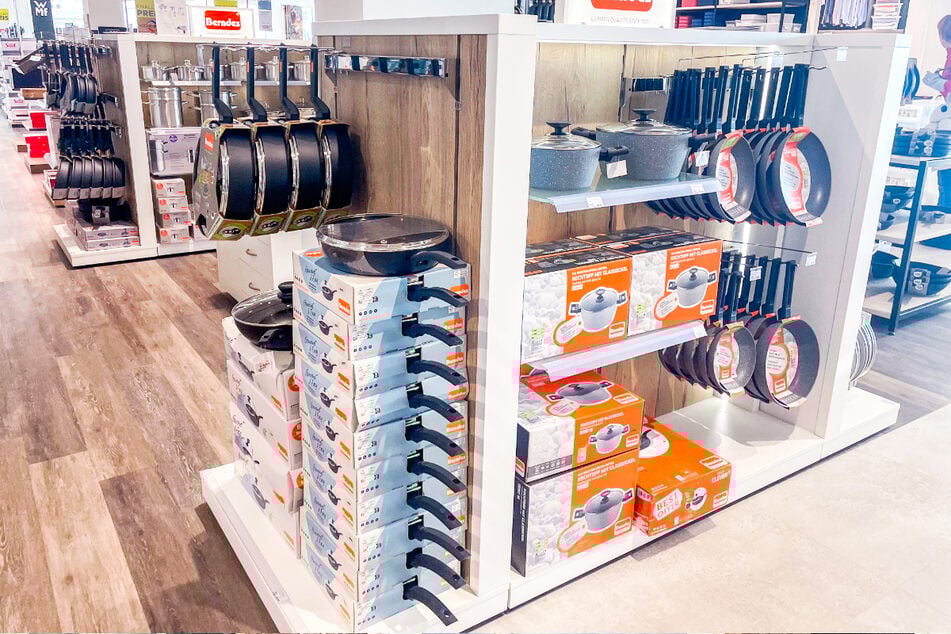 Einrichtungshaus überrascht Kunden mit verrücktem Preissturz!