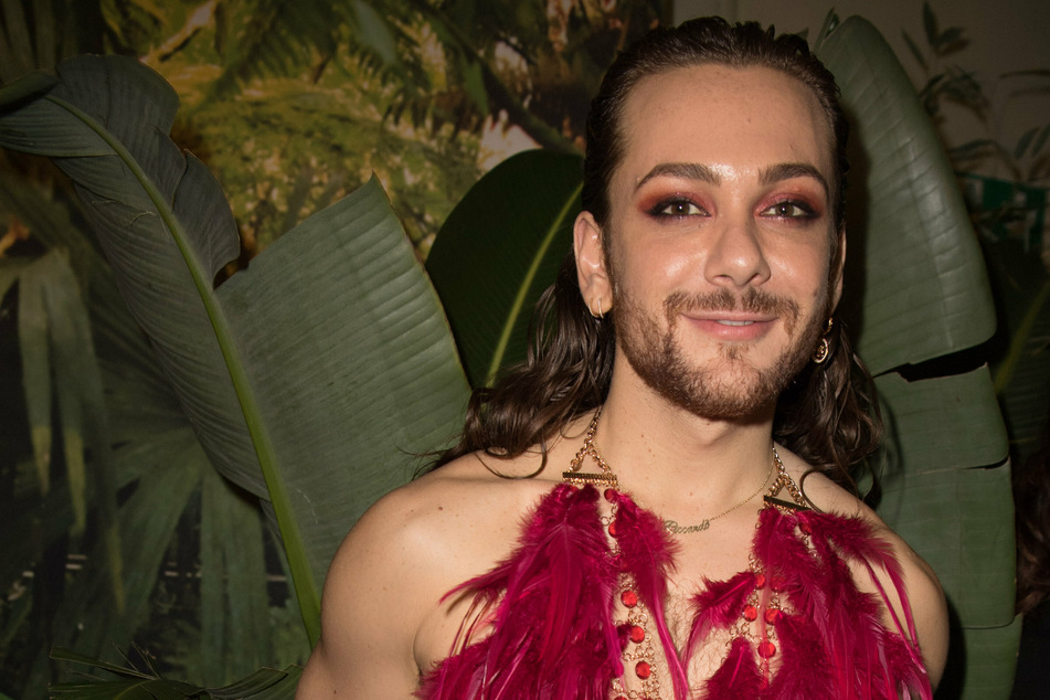 Riccardo Simonetti (28) wird nach seinem Auftritt im Fernsehgarten angefeindet.