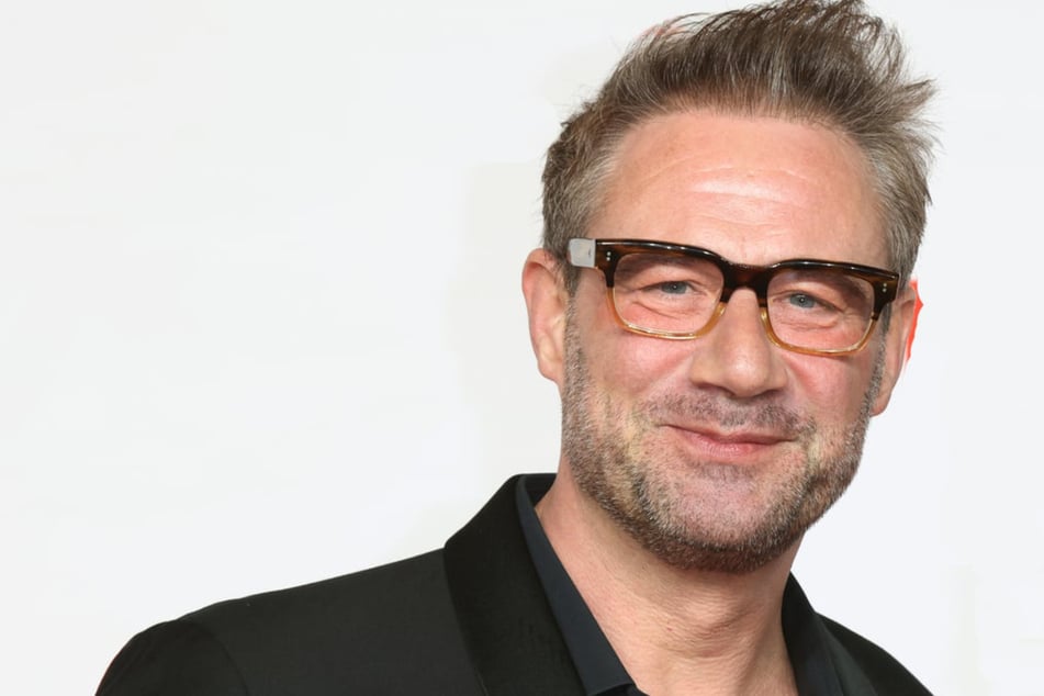 El cantante Sasha sobre su infancia: "Mi madre lloraba muy a menudo"