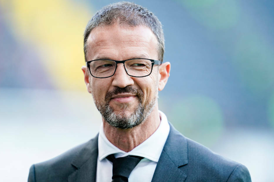 Fredi Bobic (49) freut sich auf sein Wiedersehen mit dem VfB Stuttgart. (Archivbild)