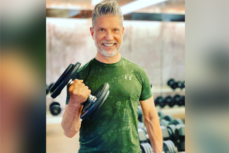 Thomas Behrend (58) spielt auf Instagram mit seinen Muskeln.