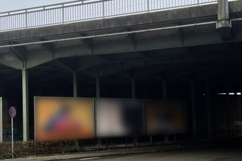Originalfoto vom Tatort: Der junge Mann hat den Sturz überlebt und kämpft sich zurück ins Leben, sein Fall ist Teil der Sendung "Aktenzeichen XY... ungelöst".