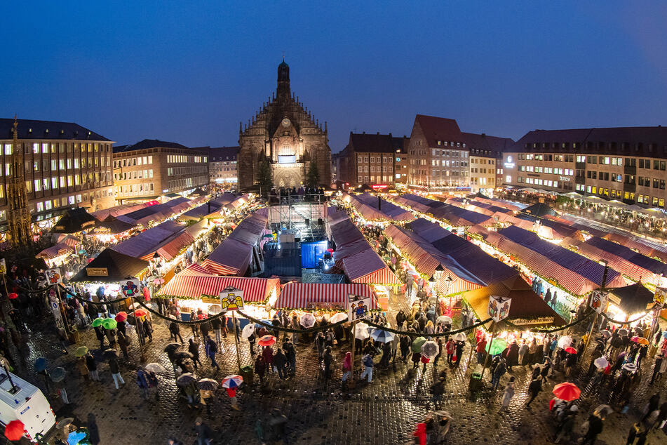 Einer der schönsten Weihnachtsmärkte in Deutschland: Der Christkindlesmarkt in Nürnberg.