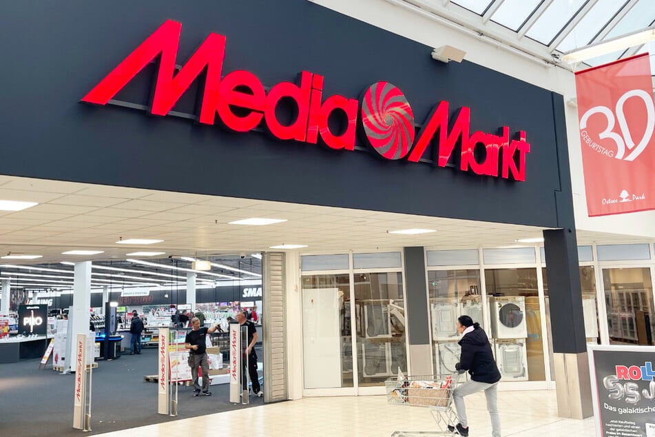 MediaMarkt Rostock-Sievershagen (im Ostsee Park) auf der Ostseeparkstraße 3.