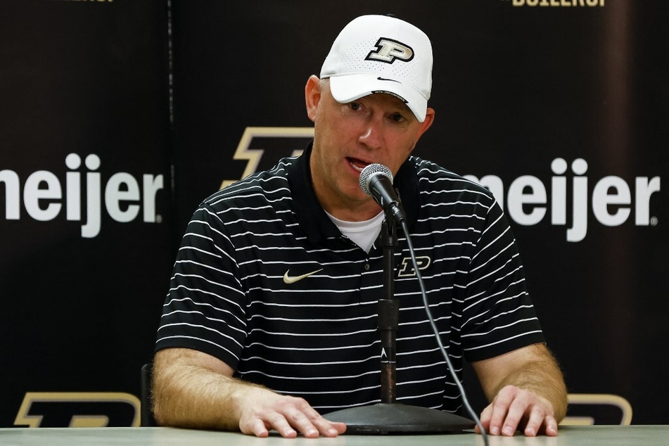 Former Purdue head coach Jeff Brohm allegedly notified his team that he had accepted the head coaching position at Louisville over a text message that has since gone viral on social media.