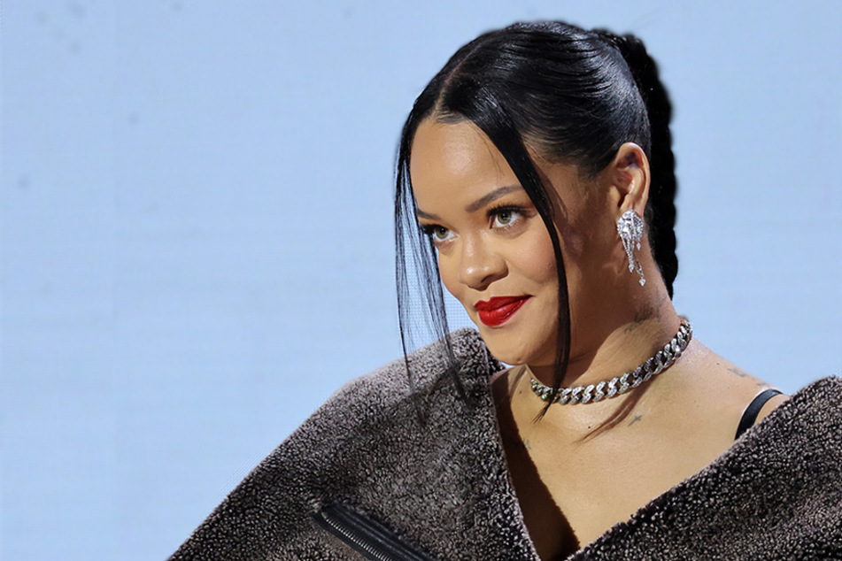 Is Rihanna dropping a new album during the Super Bowl LVII Halftime Show?
