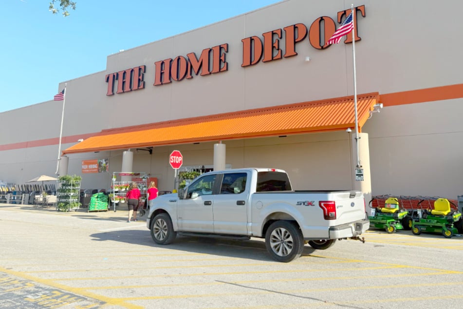 Yeah! Customers will love these deals at Home Depot on Friday, September 5