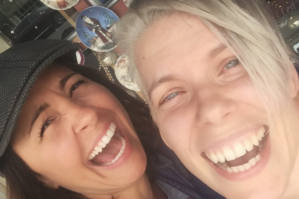Zusammen mit ihrer Freundin Nikki startete Molly den Podcast "Dying for Sex", um Frauen in ähnlichen Situationen Mut zu machen.