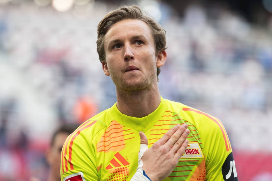 Frederik Rönnow (32) hat den Eisernen mit großartigen Paraden und vier gehaltenen Elfmetern wichtige Punkte gesichert.