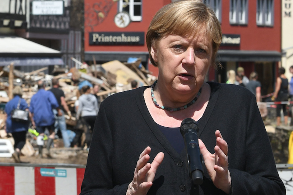 Am 20. Juli hatte Angela Merkel (67) Bad Münstereifel besucht. Jetzt kommt sie erneut in die vom Hochwasser betroffenen Gebiete in NRW.