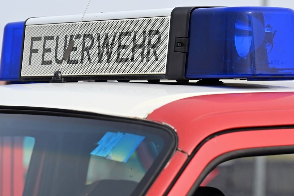 Die Feuerwehr ging dem Notruf in Karlsruhe nach. (Symbolfoto)