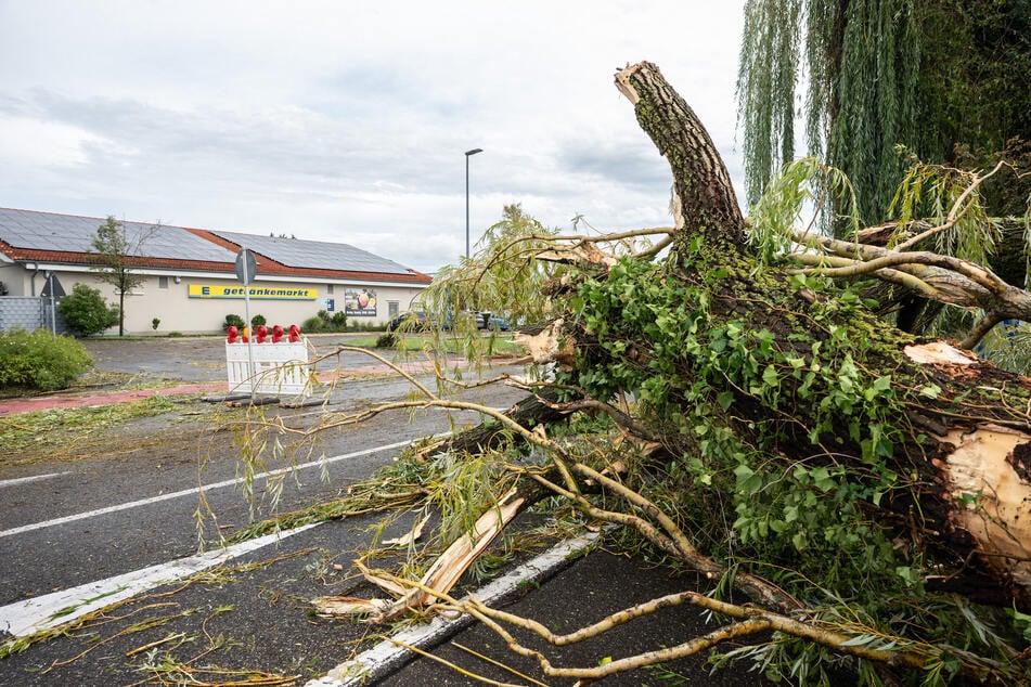 Kind stirbt bei Unwetter im Südwesten: Staatsanwaltschaft ermittelt