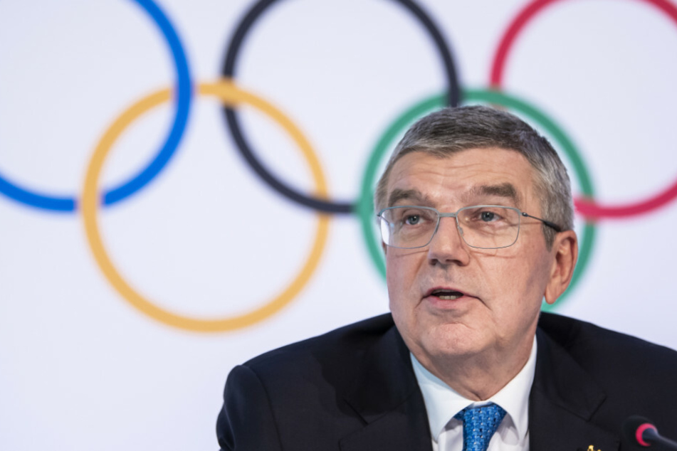 Thomas Bach, Präsident des Internationalen Olympischen Komitees (IOC), spricht während einer Pressekonferenz nach der Vorstandssitzung des Internationalen Olympischen Komitees (IOC) im Olympischen Haus.