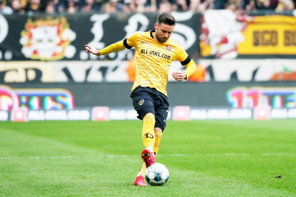 Niklas Kreuzer hofft wie alle Fußballer, dass er möglichst schnell wieder in einem echten Spiel gegen den Ball treten darf.