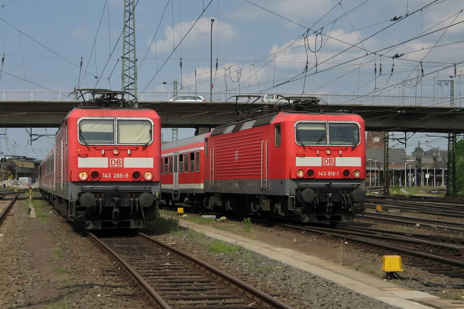 Die Elektro-Loks der Bahn fahren auf der Strecke Dresden-Görlitz nicht. Trotz aller Absichtserklärungen lässt die Elektrifizierung auf sich warten.