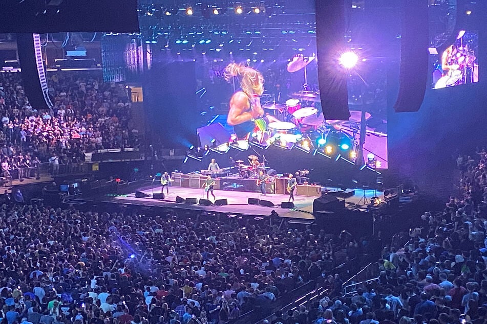 Madison Square Garden was packed with a full capacity fully-vaccinated crowd of 20,000 for the Foo Fighters on Sunday night.