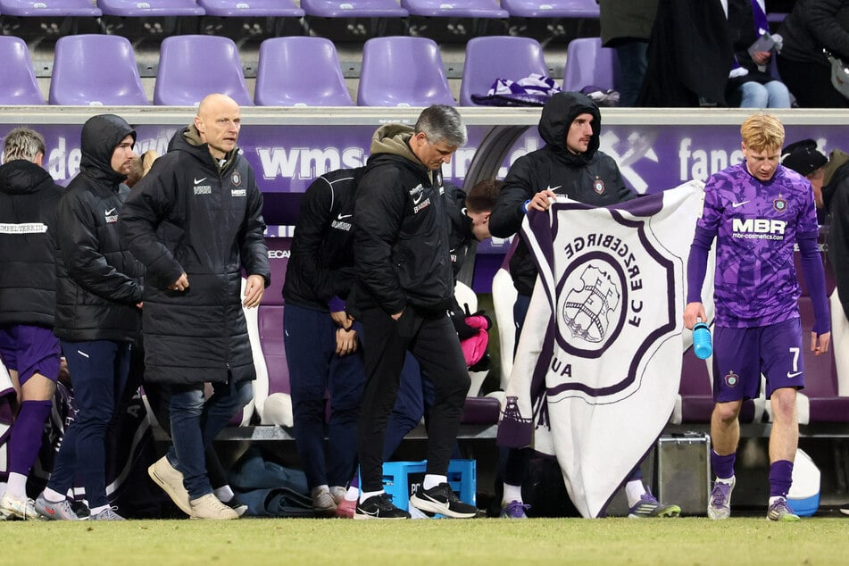 Enttäuschung beim FC Erzgebirge Aue nach dem 2:2 gegen Ingolstadt.