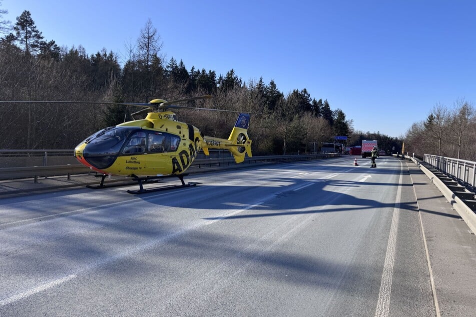 Ein Rettungshubschrauber war ebenfalls vor Ort.