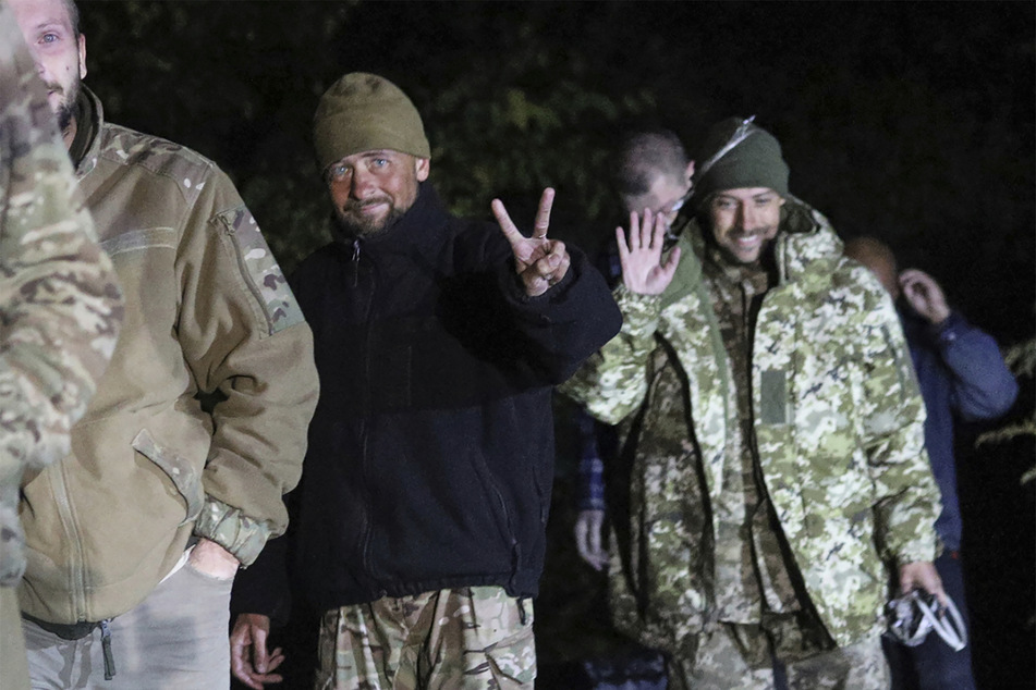 Ende September 2022 kamen in der Nähe von Tschernihiw ukrainische Soldaten an, die im Rahmen eines Gefangenenaustauschs zwischen Russland und der Ukraine freigelassen wurden.