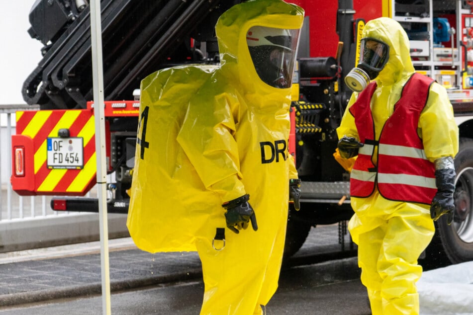 Der Austritt eines giftigen Gases sorgte am Donnerstag für einen Großeinsatz der Feuerwehr in Dreieich.