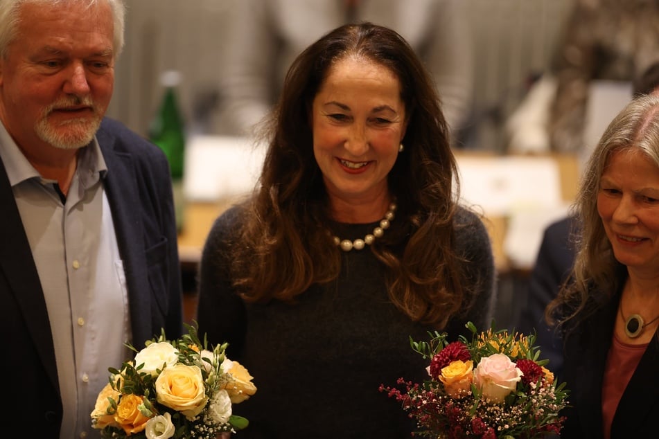 Iris Stalzer (58) hatte sich gesundheitlich schnell erholt und wurde im November als Bürgermeisterin vereidigt.