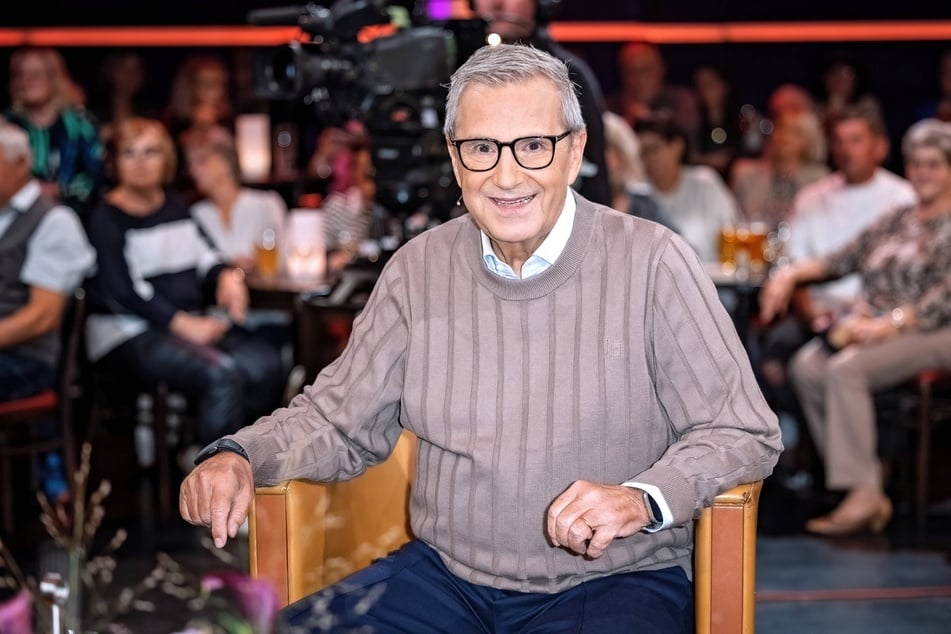 14 Jahre nach seinem Abschied als "Riverboat"-Moderator kehrte Jan Hofer (76) am Freitag erstmals in die Sendung zurück - und erinnerte sich an alte Zeiten.