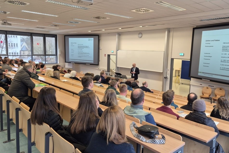 Duales Studium kennenlernen: Hochschule Eisenach lädt zum Infotag ein