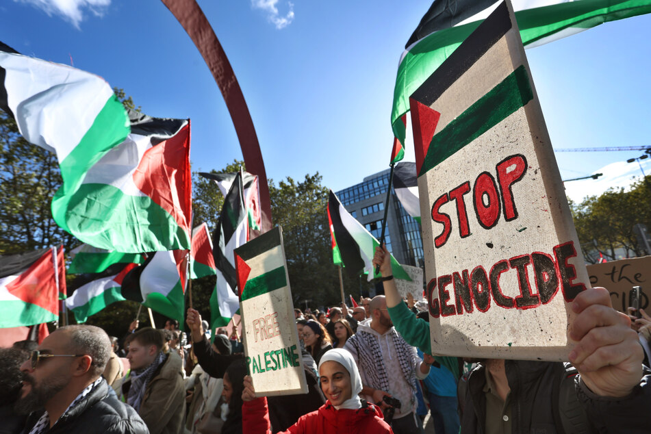 München: Rund 5000 Teilnehmer bei pro-palästinensischer Demonstration in München