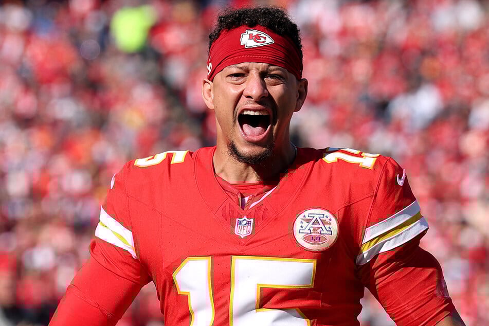 Patrick Mahomes and the Kansas City Chiefs are in unexpected danger of not securing a playoff spot this NFL season.