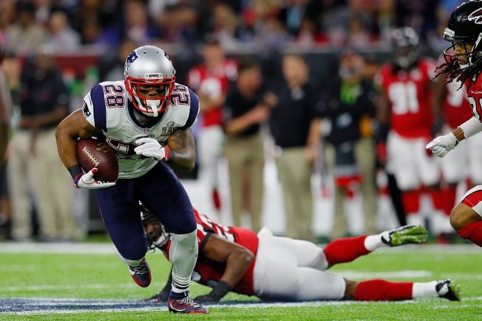 James White (l.) of the New England Patriots defeated the Atlanta Falcons during 2017's Super Bowl.
