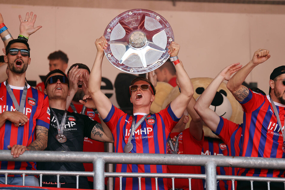 Dynamo Dresden Ex Mittelfeldspieler Wechselt Zum Karlsruher SC