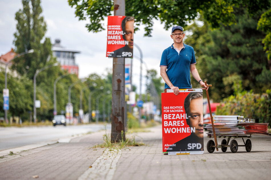 Matthias Ecke (41, SPD) ist wieder für seine Partei auf der Straße. Am Samstag ging es über die Münchner, Nöthnitzer und Zeunerstraße rund um den TU Campus.