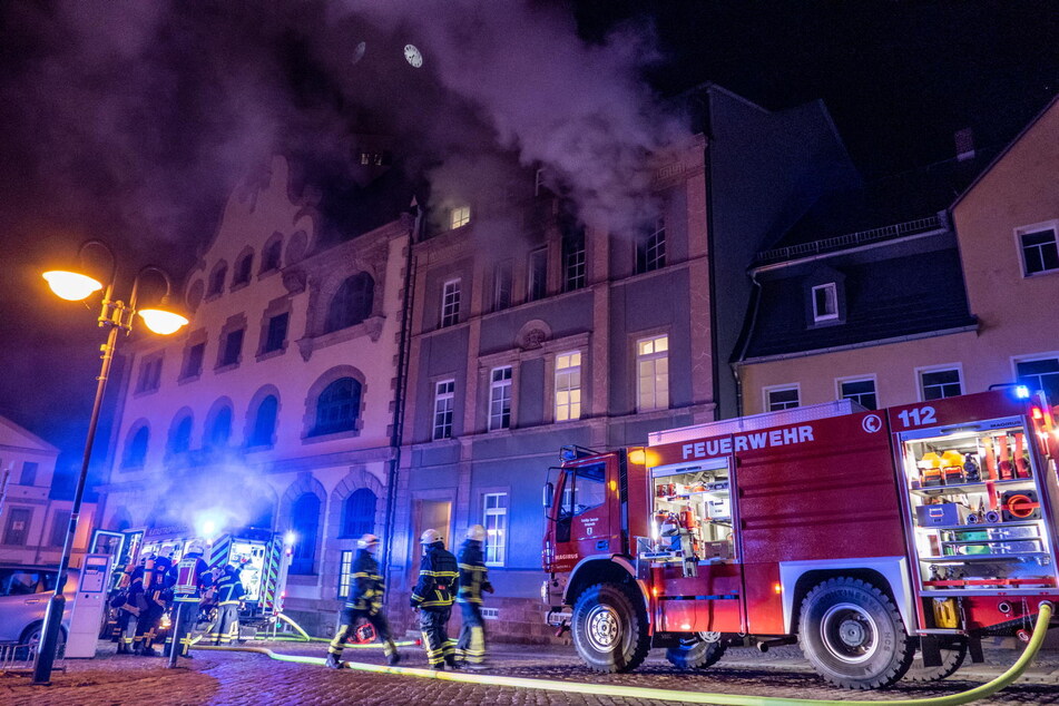 Chemnitz: Nach verheerendem Wohnungsbrand in Geringswalde: Familie steht vor dem Nichts!