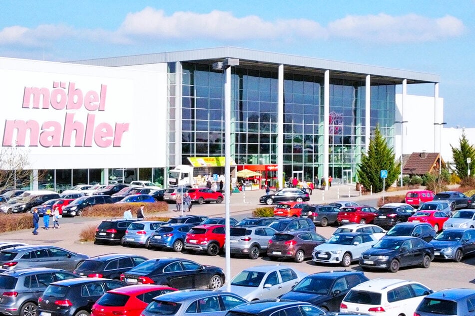 Das Team von Möbel Mahler in Siebenlehn freut sich auf Euren Besuch.