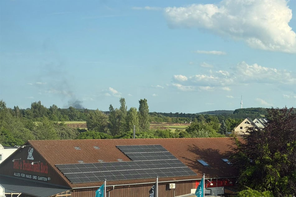 Schon aus weiter Entfernung war die Rauchwolke des Brandes zu sehen.